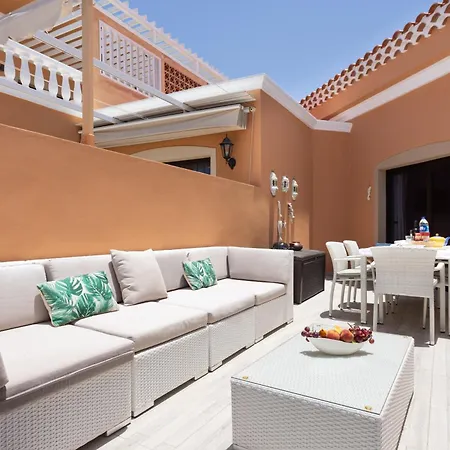 Moderne Mit Meerblick Und Pool Apartment *